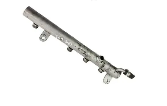 Mercedes-Benz CLS C219 Fuel main line pipe A6420700495 A6420700495002 052860