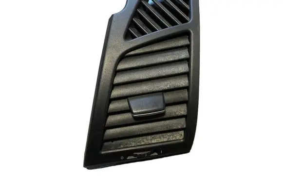 BMW 1 E81 E87 Dashboard side air vent grill/cover trim 7059187 51607059187