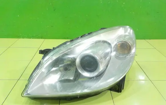 Mercedes-Benz B W245 Headlight/headlamp A1698207961