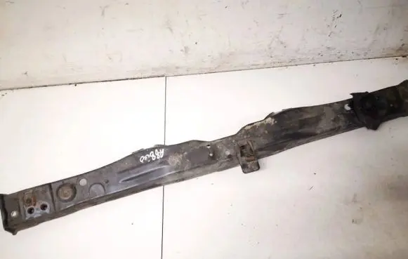 Toyota Avensis T250 Radiator support slam panel