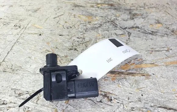 BMW 3 E46 Bonnet alarm switch sensor 8352229