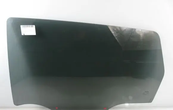 Nissan Qashqai Rear door window glass 