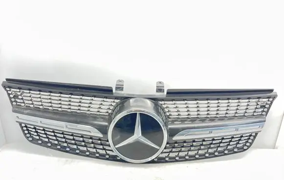 Mercedes-Benz ML W164 Front grill 