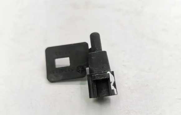Chrysler 300 - 300C Outside/exterior temperature sensor 56042395 48750