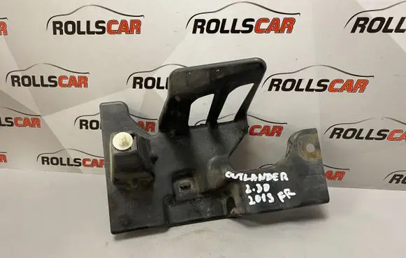 Mitsubishi Outlander Intercooler air guide/duct channel 6400D586