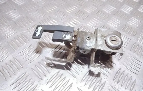 Rover 620 Fuel tank opening switch 
