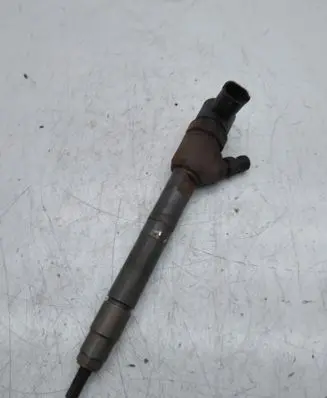 Hyundai ix35 Fuel injector 0445110374