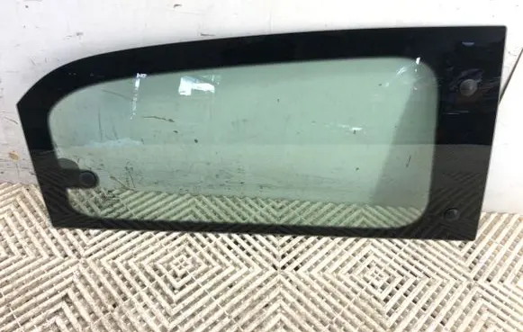 Renault Twingo III Rear door window glass