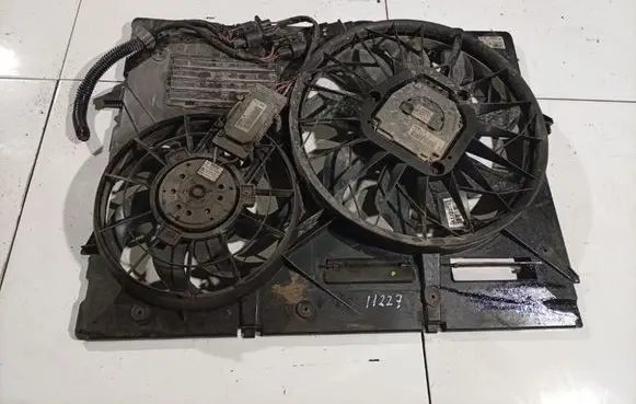 Audi Q7 4L Radiator cooling fan shroud 0130706809