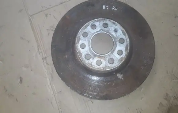 Volkswagen PASSAT B6 Front brake disc NOCODE