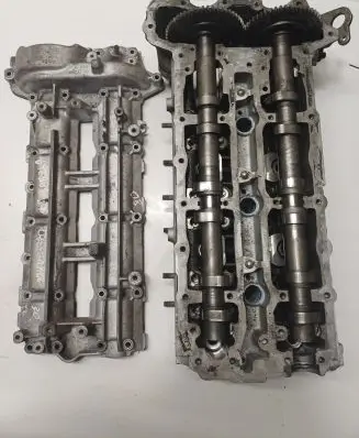 Mercedes-Benz E W211 Engine head R6420163901