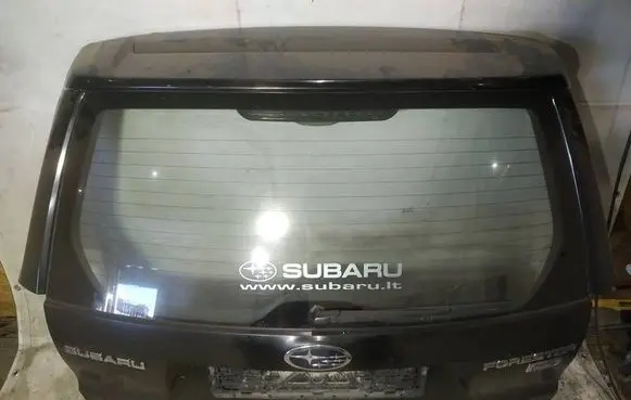 Subaru Forester SH Tailgate/trunk/boot lid juodas