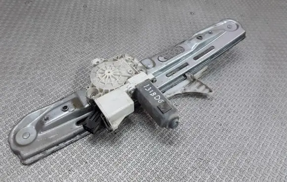 Opel Signum Rear door window regulator with motor