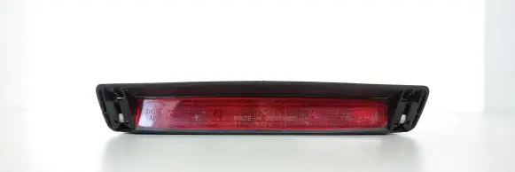 Ford Galaxy Third/center stoplight E1300 S302