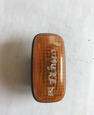 Front fender indicator light