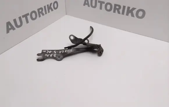 Mazda 3 I Engine bonnet/hood hinges