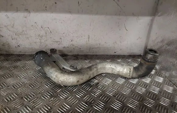 Intercooler hose/pipe