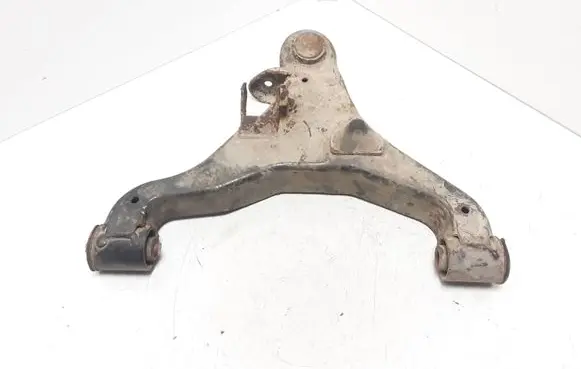 Nissan Navara D40 Front lower control arm/wishbone