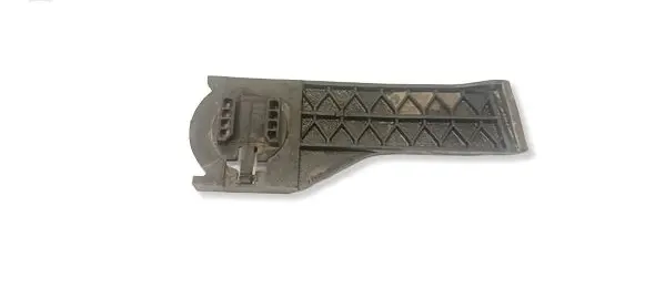Mercedes-Benz CLA C117 X117 W117 Radiator mount bracket A2465040540