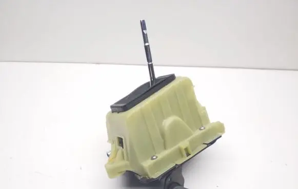 Mercedes-Benz E C207 W207 Gear shifter/selector A2042678124