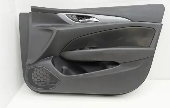 Opel Insignia B Front door card panel trim
