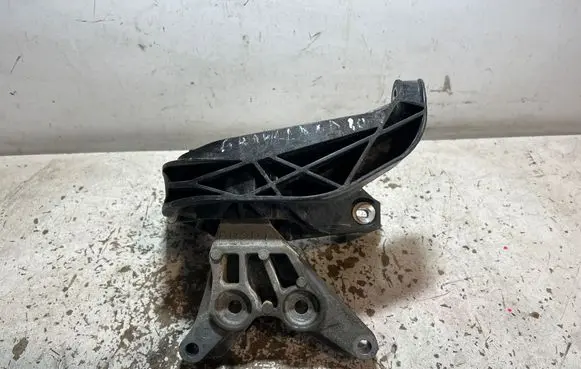Opel Grandland X Engine mount bracket 008956ALU 091622