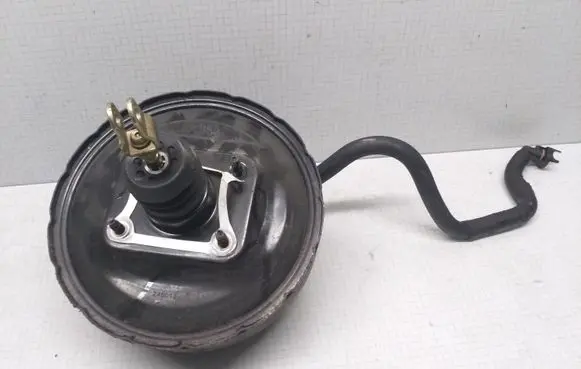 Mitsubishi Carisma Brake booster MB858850 0204024059