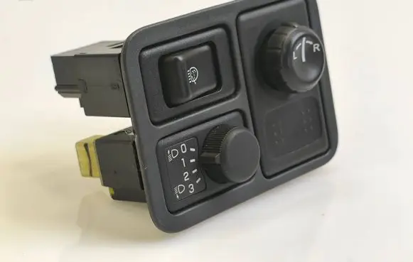 Nissan Almera Tino Headlight level height control switch 37024A D4320C