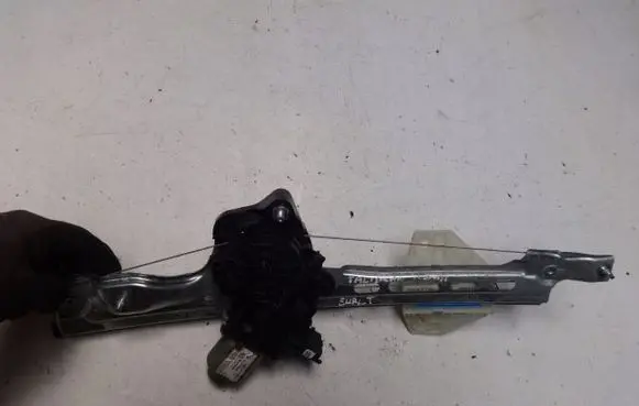 Renault Talisman Front door window regulator with motor