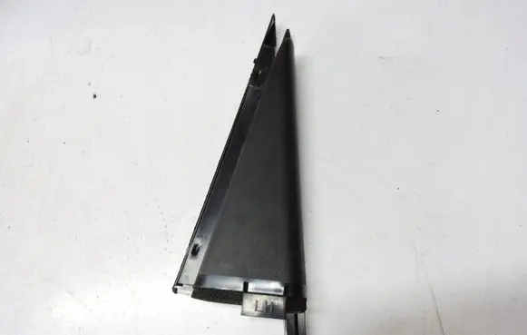 Nissan X-Trail T31 Trim molding 82235JG00A