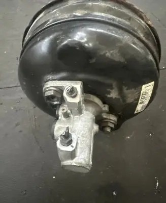 Audi A6 S6 C6 4F Brake booster