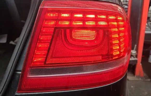 Volkswagen PASSAT B7 Rear/tail lights 3AE945208B IMPRK1494794