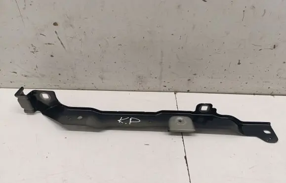 Mercedes-Benz EQE v295 Fender mounting bracket A2958809100