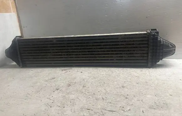 Volvo V40 Intercooler radiator 31367277