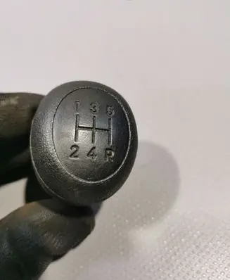 Hyundai i10 Gear lever shifter trim leather/knob