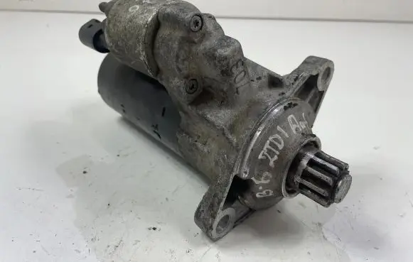 Volkswagen PASSAT B6 Starter motor