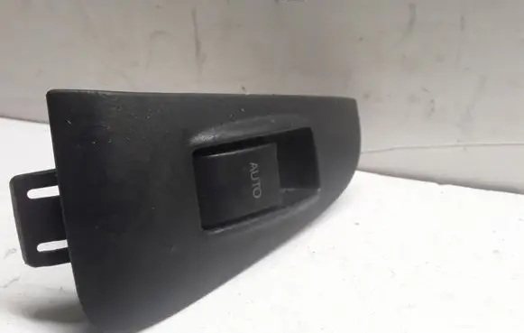 Toyota Avensis T250 Electric window control switch 7427205020