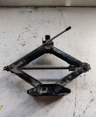 Ford Mondeo MK IV Lift Jack 6G9217080CB
