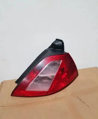 Renault Megane II Rear/tail lights 8200073237