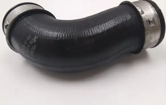 Mercedes-Benz E W211 Intercooler hose/pipe A2115284782