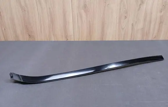 Mercedes-Benz E A207 Windshield trim 2076901362 A2076901362