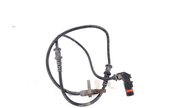 Mercedes-Benz CLS C218 X218 ABS brake wheel speed sensor A2125400517