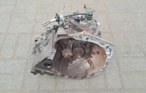 Toyota Aygo AB40 Manual 5 speed gearbox 20tt55