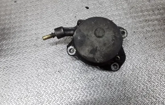 Peugeot 607 Vacuum pump