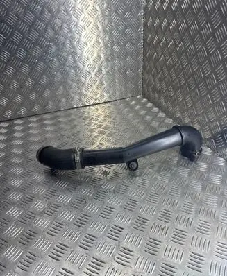 Intercooler hose/pipe