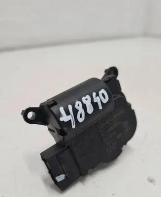 Volkswagen Transporter - Caravelle T5 Air flap motor/actuator 52411483R06