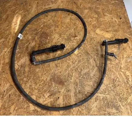 BMW 4 F36 Gran coupe Headlight washer hose/pipe 7241690