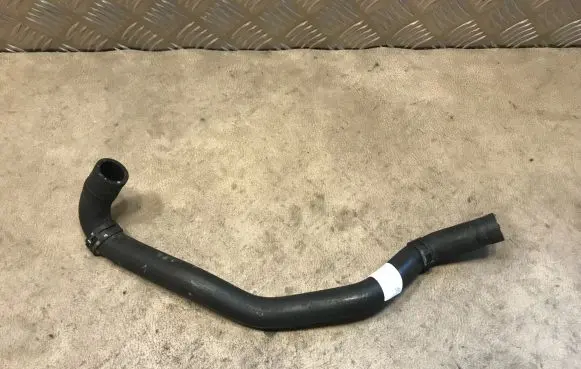 Mercedes-Benz C W204 Engine coolant pipe/hose A2048305896