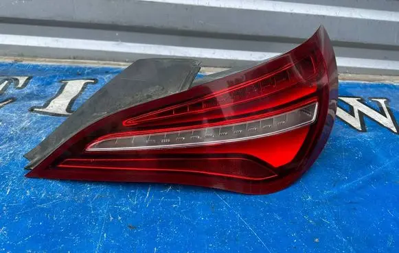Rear/tail lights