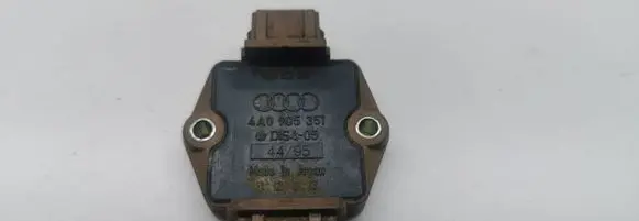 Audi A6 S6 C5 4B Ignition amplifier control unit 4A0905351